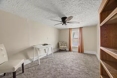 1206 E Main Street, Clifton, IL 61727 - Photo 26