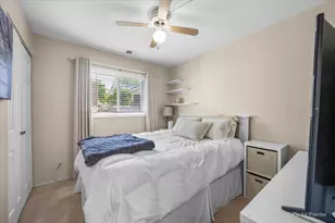 575 Rodenburg Rd, Roselle, IL 60172 - Photo 20