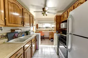 17927 Wildwood Ave, Lansing, IL 60438 - Photo 4