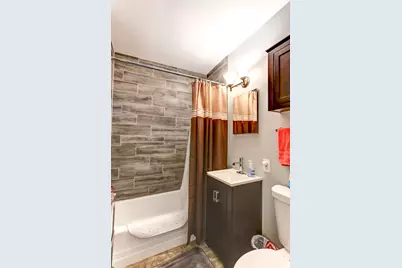 17927 Wildwood Avenue, Lansing, IL 60438 - Photo 10