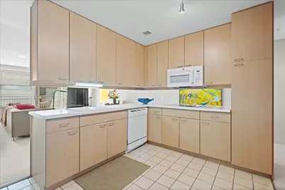 705 11th Street #316, Wilmette, IL 60091 - Photo 2