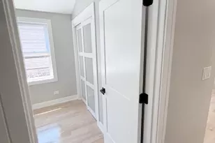 1427 N Lawndale Ave, Chicago, IL 60651 - Photo 14