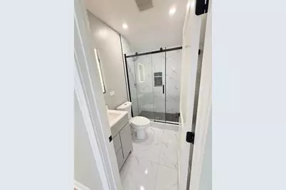 1427 N Lawndale Avenue, Chicago, IL 60651 - Photo 6