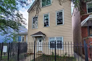 2839 N Central Park Ave, Chicago, IL 60618 - Photo 1