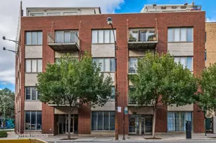 912 W Chicago Ave, Chicago, IL 60642 - Photo 1