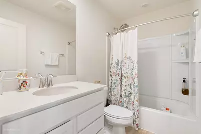 1611 Bentz Way, Batavia, IL 60510 - Photo 20