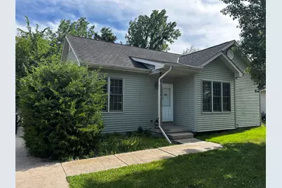 125 W 1st Street, Braidwood, IL 60408 - Photo 1