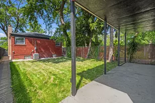 1145 E 90th St, Chicago, IL 60619 - Photo 16