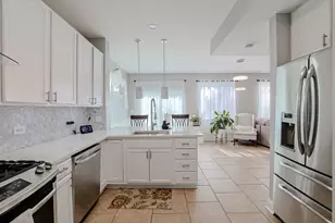 1854 S Fallbrook Dr, Round Lake, IL 60073 - Photo 10