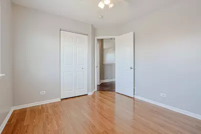 1854 S Fallbrook Drive, Round Lake, IL 60073 - Photo 16