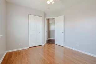 1854 S Fallbrook Dr, Round Lake, IL 60073 - Photo 16