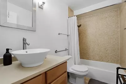 2170 N Lincoln Avenue, Chicago, IL 60614 - Photo 32