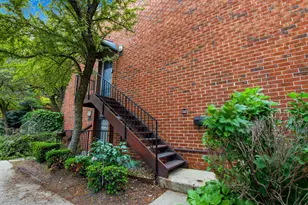 2170 N Lincoln Ave, Chicago, IL 60614 - Photo 2