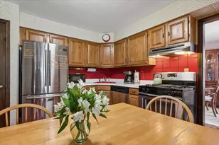 1699 Harding Rd, Northfield, IL 60093 - Photo 8