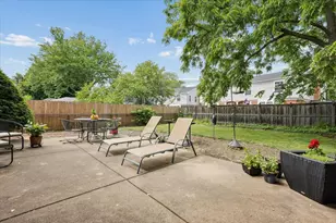 1699 Harding Rd, Northfield, IL 60093 - Photo 4