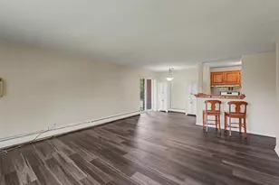 1227 S Old Wilke Rd, Arlington Heights, IL 60005 - Photo 6
