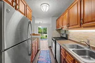 1227 S Old Wilke Rd, Arlington Heights, IL 60005 - Photo 10