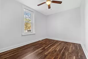 2228 S Wood St, Chicago, IL 60608 - Photo 12