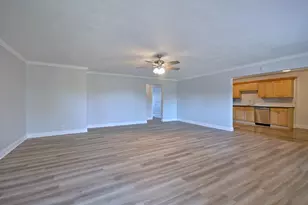 600 S York St, Elmhurst, IL 60126 - Photo 10