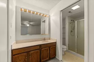 8245 Poplar Ln, Palos Hills, IL 60465 - Photo 12