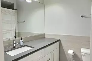 2538 N Southport Ave, Chicago, IL 60614 - Photo 16