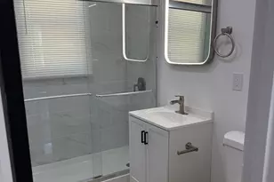 524 N Butrick St, Waukegan, IL 60085 - Photo 6