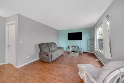 16625 Kingsbrook Drive, Crest Hill, IL 60403 - Photo 10