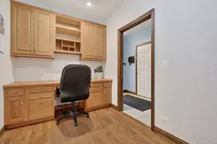 1036 E Talbot St, Arlington Heights, IL 60004 - Photo 10