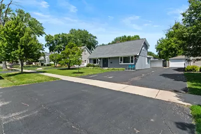 4335 Prospect Avenue, Downers Grove, IL 60515 - Photo 2