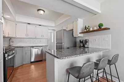 4335 Prospect Avenue, Downers Grove, IL 60515 - Photo 12