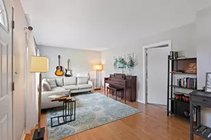 4335 Prospect Ave, Downers Grove, IL 60515 - Photo 4