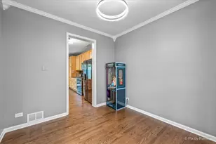 906 Barbara St, Lake in the Hills, IL 60156 - Photo 12