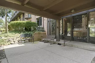 600 W Russell St, Barrington, IL 60010 - Photo 2
