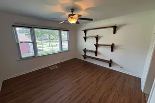 1401 Beach Ave, La Grange Park, IL 60526 - Photo 8