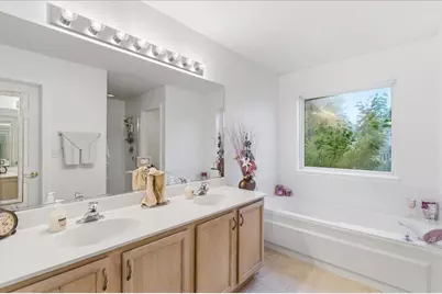 2886 Camden Drive, West Chicago, IL 60185 - Photo 16
