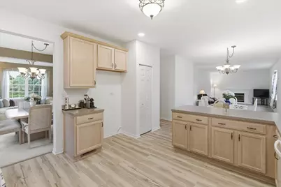 2886 Camden Drive, West Chicago, IL 60185 - Photo 4