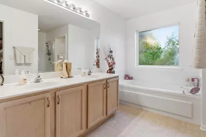 2886 Camden Drive, West Chicago, IL 60185 - Photo 18