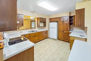 3849 E 22nd Rd, Serena, IL 60549 - Photo 6