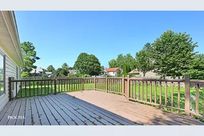 2935 Evergreen Lane, Aurora, IL 60502 - Photo 18