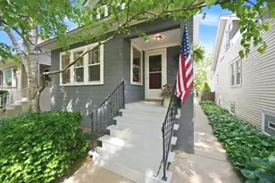 5733 N Marmora Ave, Chicago, IL 60646 - Photo 2