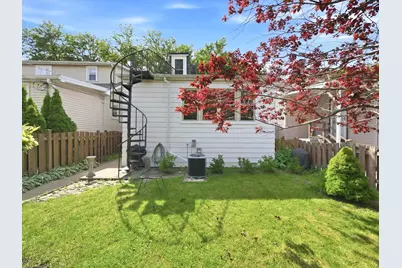 5733 N Marmora Avenue, Chicago, IL 60646 - Photo 24