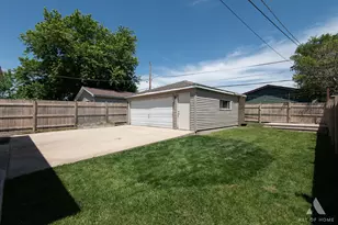 16781 Hilltop Ave, Orland Hills, IL 60487 - Photo 20