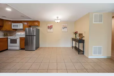 5300 Walnut Avenue #19C, Downers Grove, IL 60515 - Photo 10