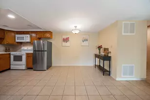 5300 Walnut Ave, Downers Grove, IL 60515 - Photo 10