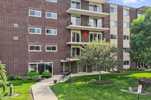 5300 Walnut Ave, Downers Grove, IL 60515 - Photo 1