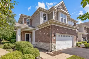 1022 Ravendale Ct, Naperville, IL 60540 - Photo 2