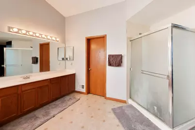 1669 Montclair Drive, Elgin, IL 60123 - Photo 32