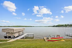 183 Riverside Island Dr, Fox Lake, IL 60020 - Photo 4