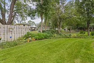 1905 Salem Rd, Elgin, IL 60123 - Photo 34