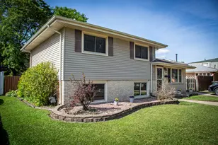 10435 Barnard Dr, Chicago Ridge, IL 60415 - Photo 22